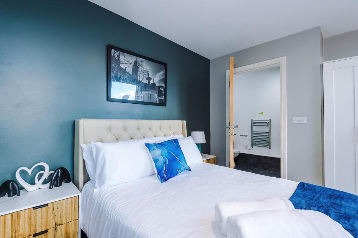 Diamond Centre Apartment